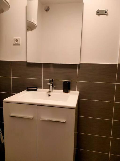 Apartment Beaulieu 1 - Jacuzzi Et Clim